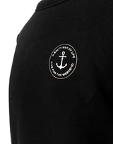 An effortless sweat to update your basic essentials with the Copeland Crew Neck Jumper.  This everyday easy to wear pullover offers an ultra soft feel.  The Copeland features classic fit features a crew neck, half moon back patch and is constructed with double-needle stitching at shoulder, neck, waistband & cuffs, crafted with spandex. Quality vinyl heat pressed Oi Captain Anchor logo on front chest "Salty way of life" and Oi Captain logo on left sleeve.