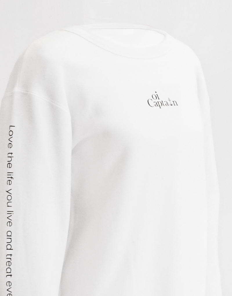 An effortless sweat to update your basic essentials with the Dolce Vita Crew Neck Jumper.  This everyday easy to wear pullover offers an ultra soft feel.  The Dolce Vita features classic fit features a crew neck, half moon back patch and is constructed with double-needle stitching at shoulder, neck, waistband & cuffs, crafted with spandex. Quality vinyl heat pressed Oi Captain logo on front